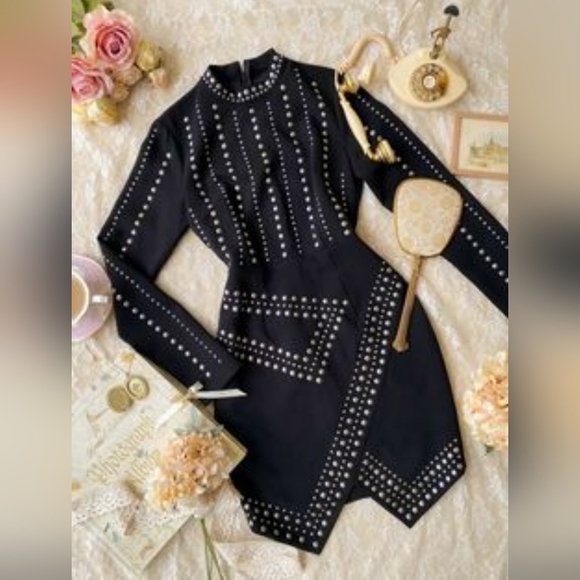 Dresses & Skirts - Black Mini Dress Long Sleeves with Pearls Medium